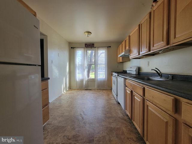 9448 ABINGDON CT, Manassas, VA 20109