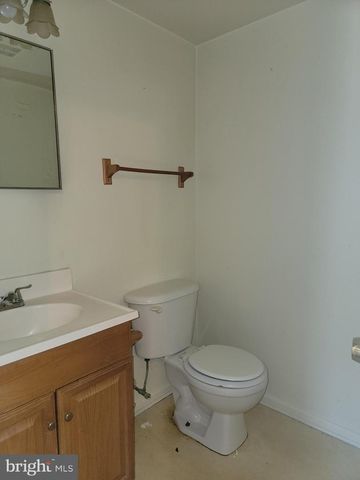 9448 ABINGDON CT, Manassas, VA 20109