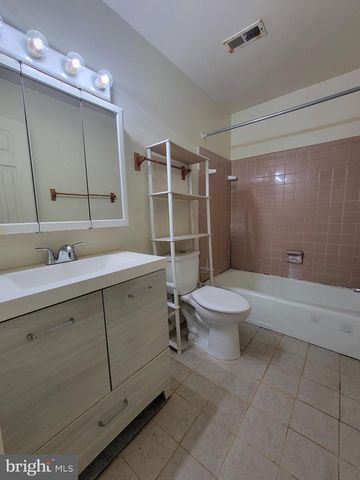 9448 ABINGDON CT, Manassas, VA 20109