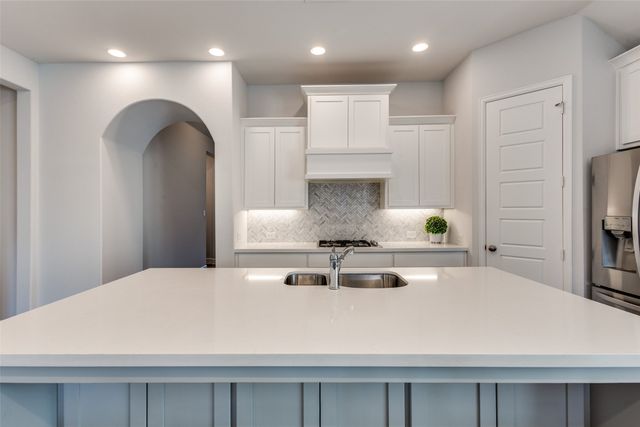 904 Saffold Trail, Mckinney, TX 75071