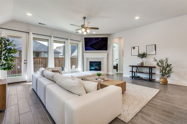 904 Saffold Trail, Mckinney, TX 75071