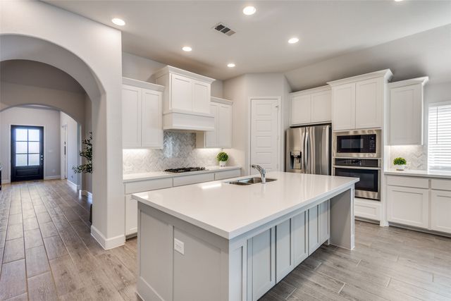 904 Saffold Trail, Mckinney, TX 75071