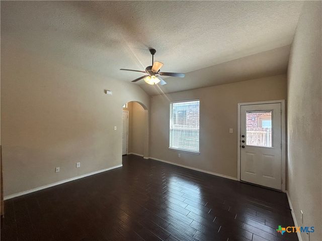 295 Rosalie Drive, New Braunfels, TX 78130