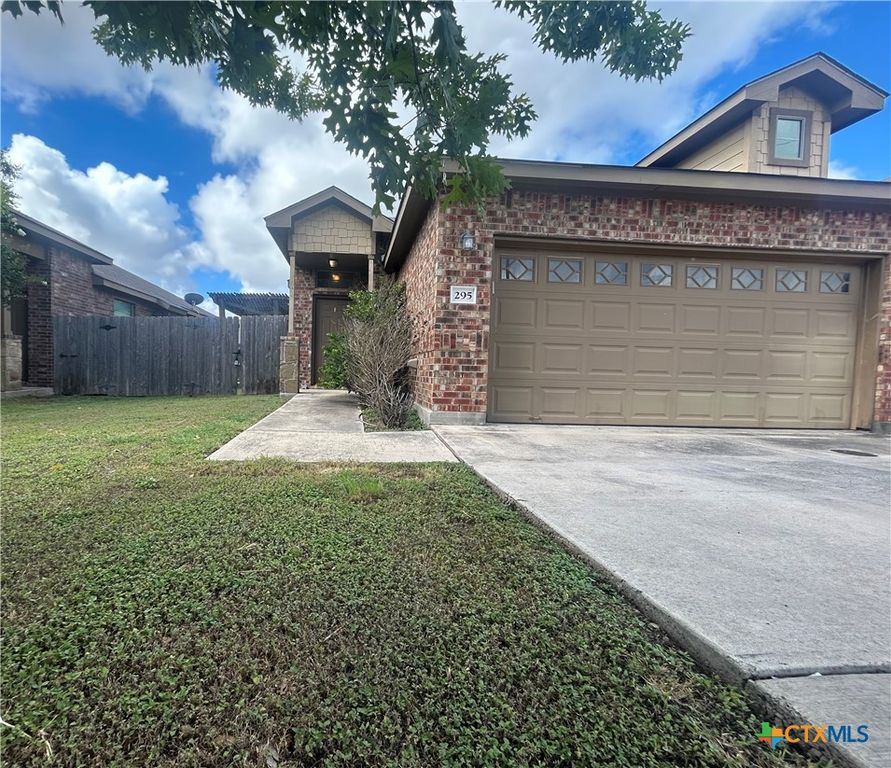 295 Rosalie Drive, New Braunfels, TX 78130