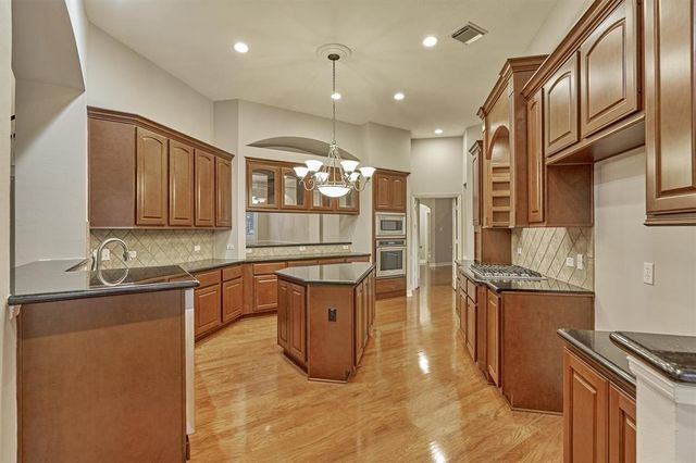 20806 E Cameron Ridge Drive, Cypress, TX 77433
