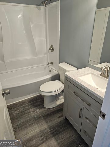 447 High Moon Street, Cartersville, GA 30121