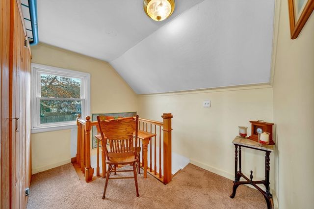 1 Bisson Ln, Merrimac, MA 01860