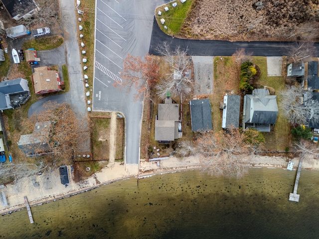 1 Bisson Ln, Merrimac, MA 01860