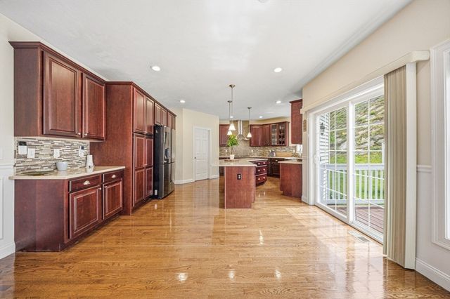 85 Old Cart Path, Holliston, MA 01746