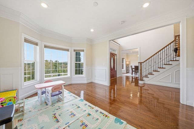 85 Old Cart Path, Holliston, MA 01746