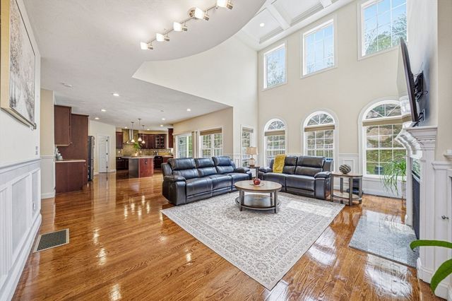 85 Old Cart Path, Holliston, MA 01746