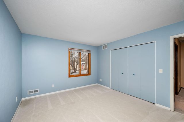 10470 Lancaster Lane N, Maple Grove, MN 55369