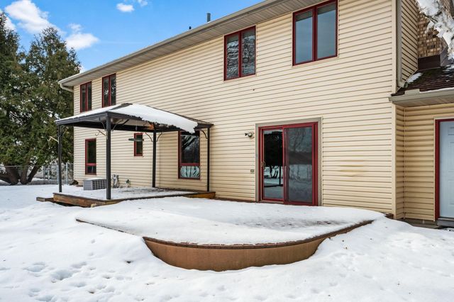 10470 Lancaster Lane N, Maple Grove, MN 55369