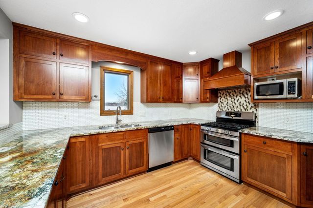 10470 Lancaster Lane N, Maple Grove, MN 55369