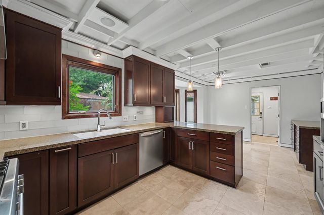 16106 Crawford Street, Jersey Village, TX 77040