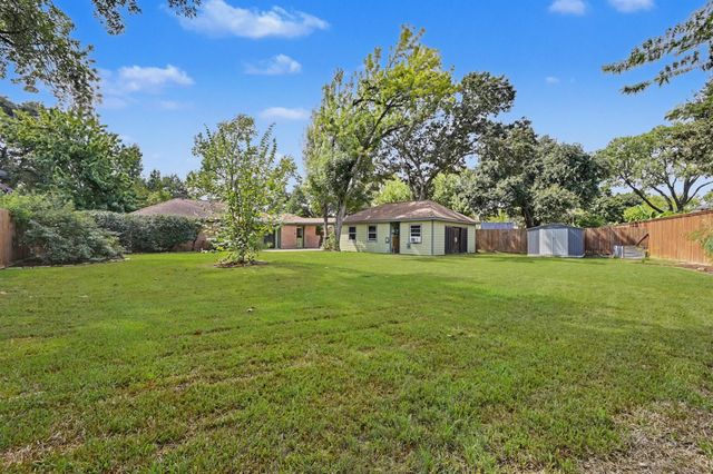 16106 Crawford Street, Jersey Village, TX 77040