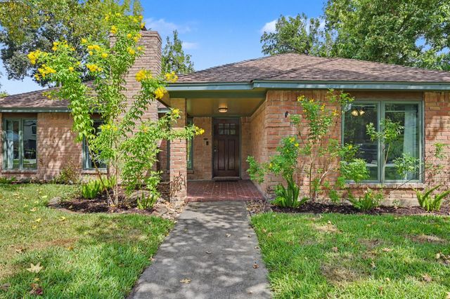 16106 Crawford Street, Jersey Village, TX 77040