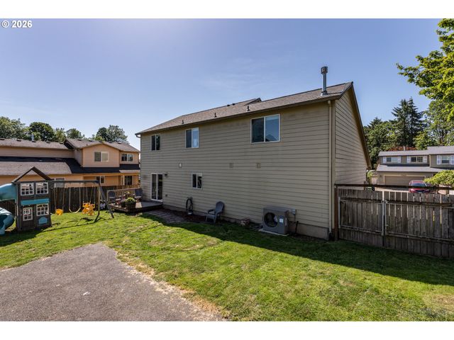 35635 JAKOBI St, St Helens, OR 97051