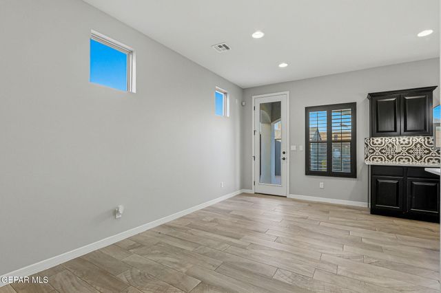 14853 TED BANKS Avenue, El Paso, TX 79938