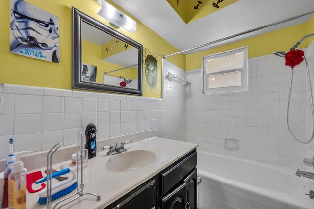 1336 E LAKE SHORE BOULEVARD, Kissimmee, FL 34744