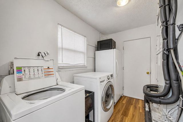 1336 E LAKE SHORE BOULEVARD, Kissimmee, FL 34744