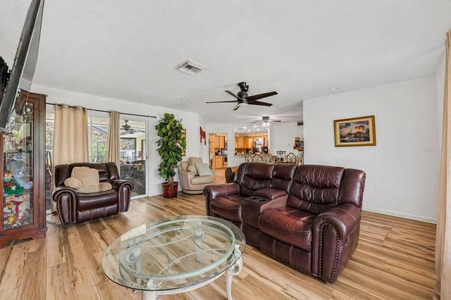 1336 E LAKE SHORE BOULEVARD, Kissimmee, FL 34744