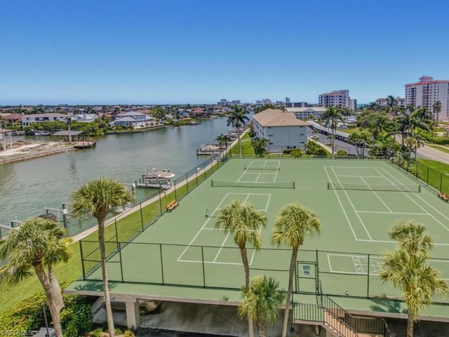 11030 Gulf Shore DR 503, Naples, FL 34108