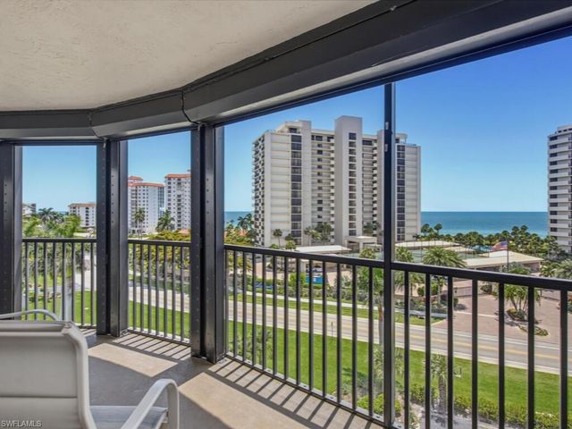 11030 Gulf Shore DR 503, Naples, FL 34108