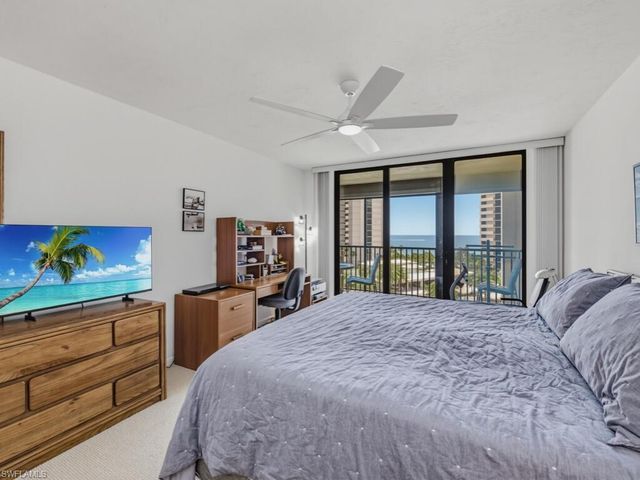 11030 Gulf Shore DR 503, Naples, FL 34108