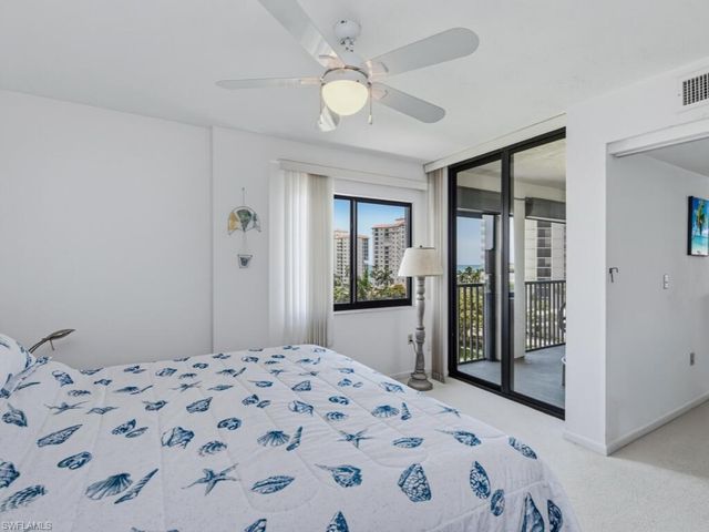 11030 Gulf Shore DR 503, Naples, FL 34108