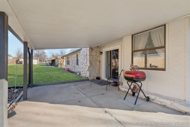 2700 E El Paso Street, Broken Arrow, OK 74014