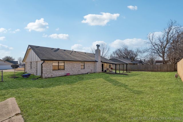 2700 E El Paso Street, Broken Arrow, OK 74014