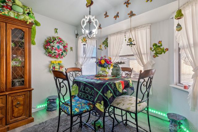 2700 E El Paso Street, Broken Arrow, OK 74014