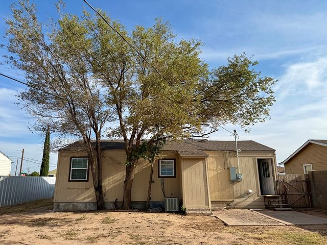 3102 Roosevelt Ave, Midland, TX 79701