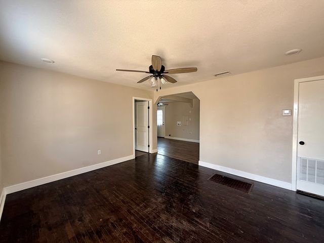 3102 Roosevelt Ave, Midland, TX 79701