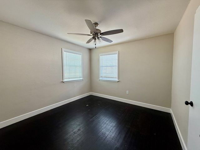 3102 Roosevelt Ave, Midland, TX 79701