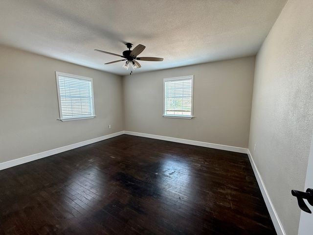 3102 Roosevelt Ave, Midland, TX 79701