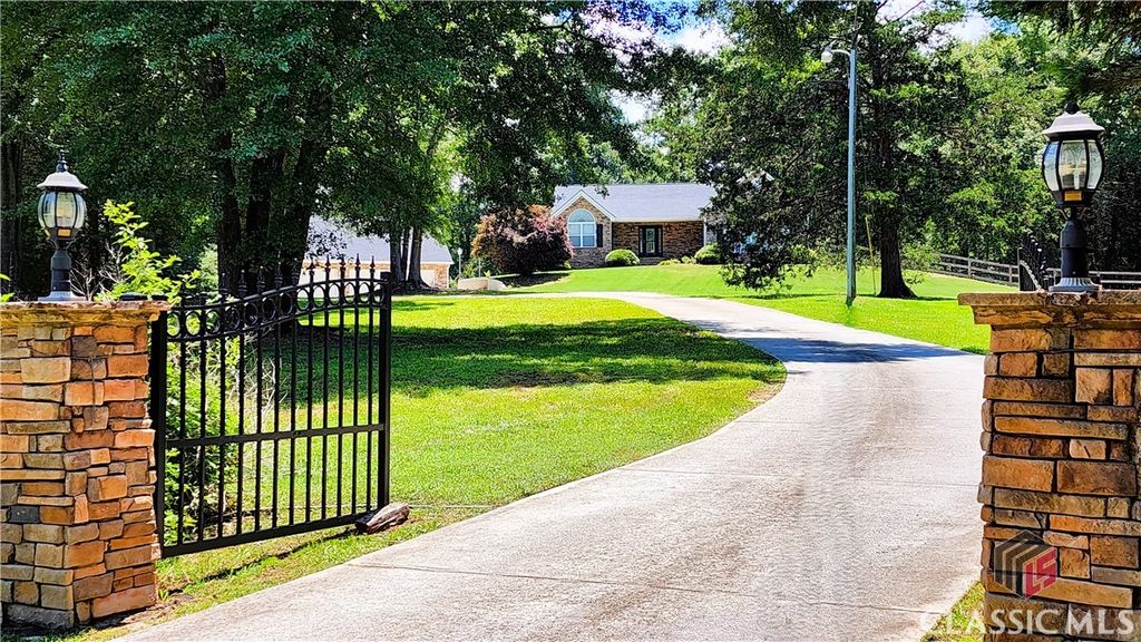 5300 Haynes Creek Drive, Loganville, GA 30052