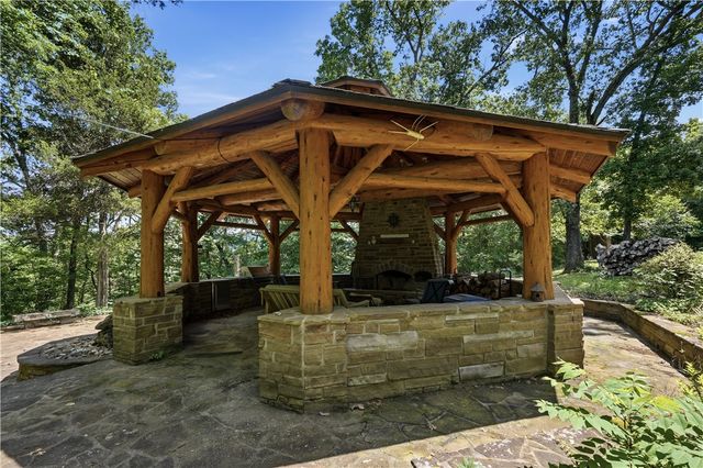 394 Madison 1555, Eureka Springs, AR 72632