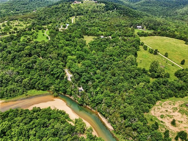 394 Madison 1555, Eureka Springs, AR 72632