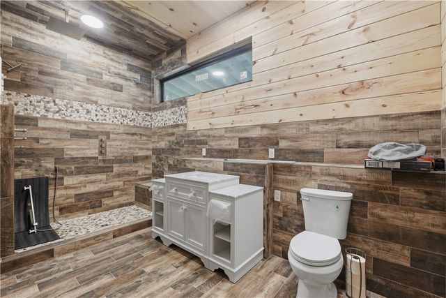 394 Madison 1555, Eureka Springs, AR 72632