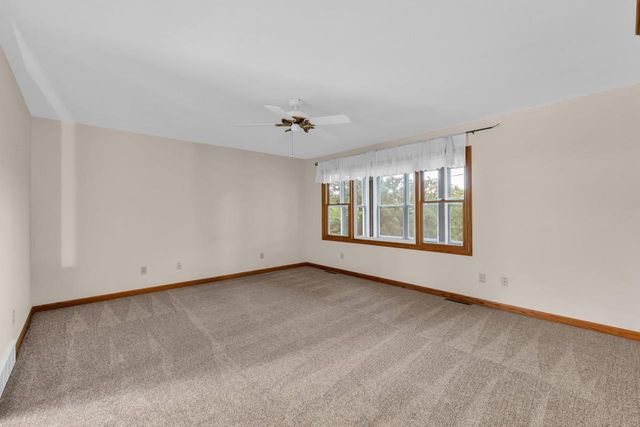 W1328 Glenwood ROAD, Lake Geneva, WI 53147