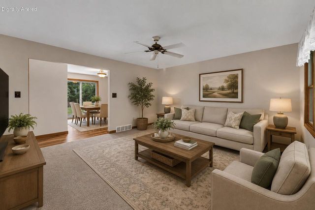W1328 Glenwood ROAD, Lake Geneva, WI 53147