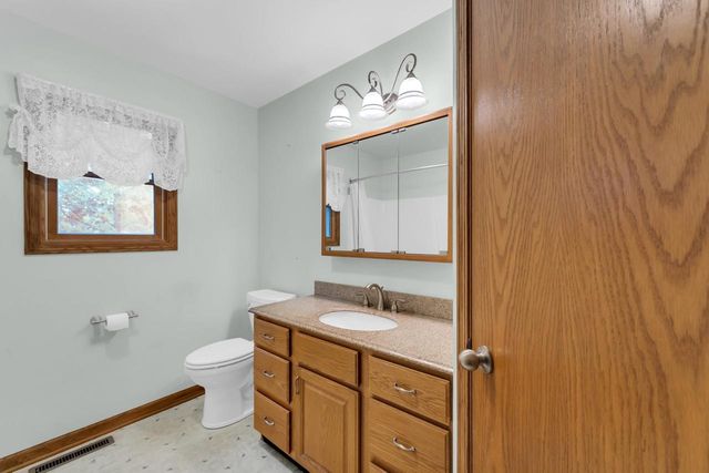 W1328 Glenwood ROAD, Lake Geneva, WI 53147