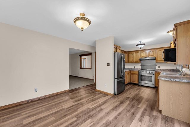 W1328 Glenwood ROAD, Lake Geneva, WI 53147