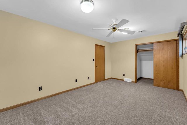 W1328 Glenwood ROAD, Lake Geneva, WI 53147