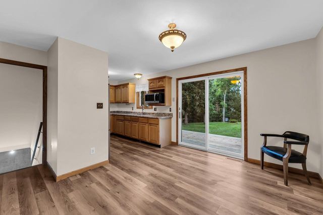 W1328 Glenwood ROAD, Lake Geneva, WI 53147