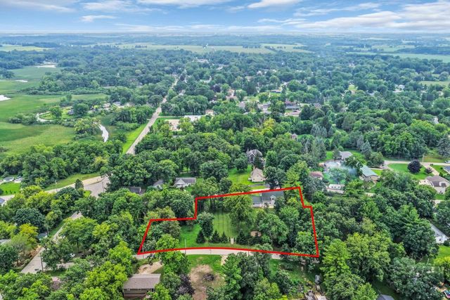 W1328 Glenwood ROAD, Lake Geneva, WI 53147