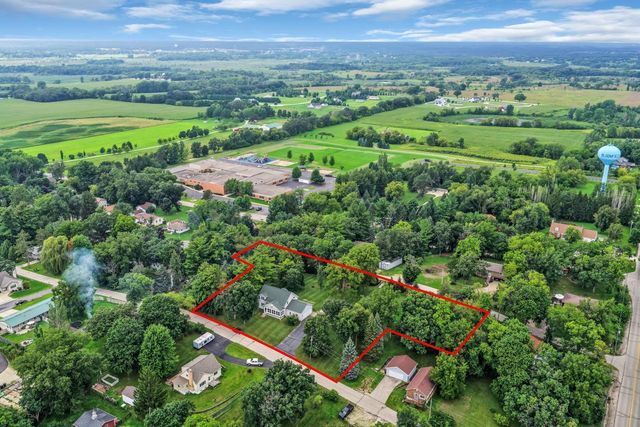 W1328 Glenwood ROAD, Lake Geneva, WI 53147