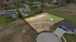 3012 Prairielight Court, Hiawatha, IA 52233